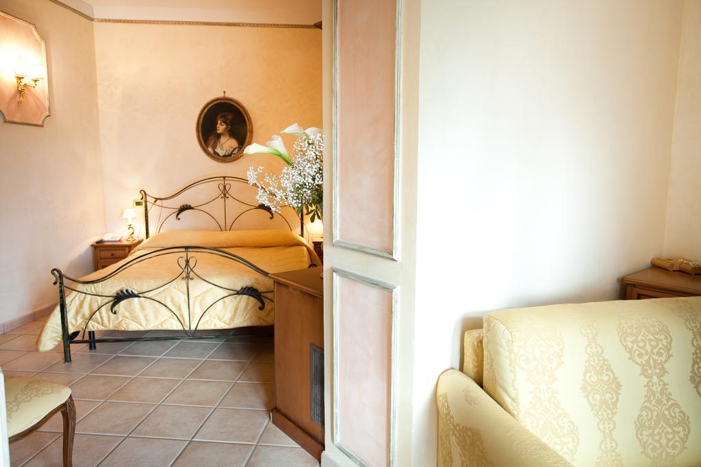 Hotel Villa Torre Antica Atena Lucana Værelse billede