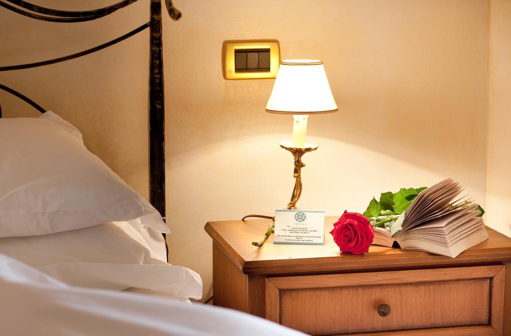 Hotel Villa Torre Antica Atena Lucana Værelse billede