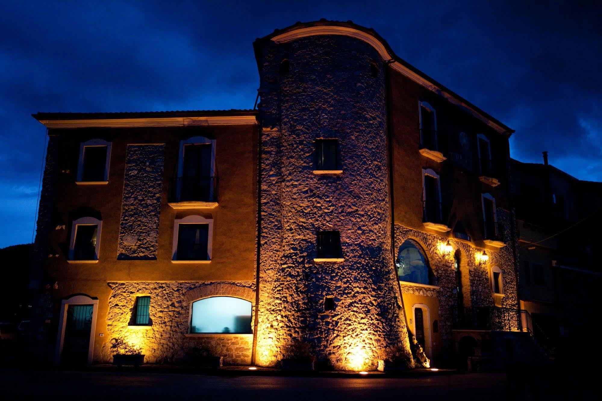 Hotel Villa Torre Antica Atena Lucana Eksteriør billede